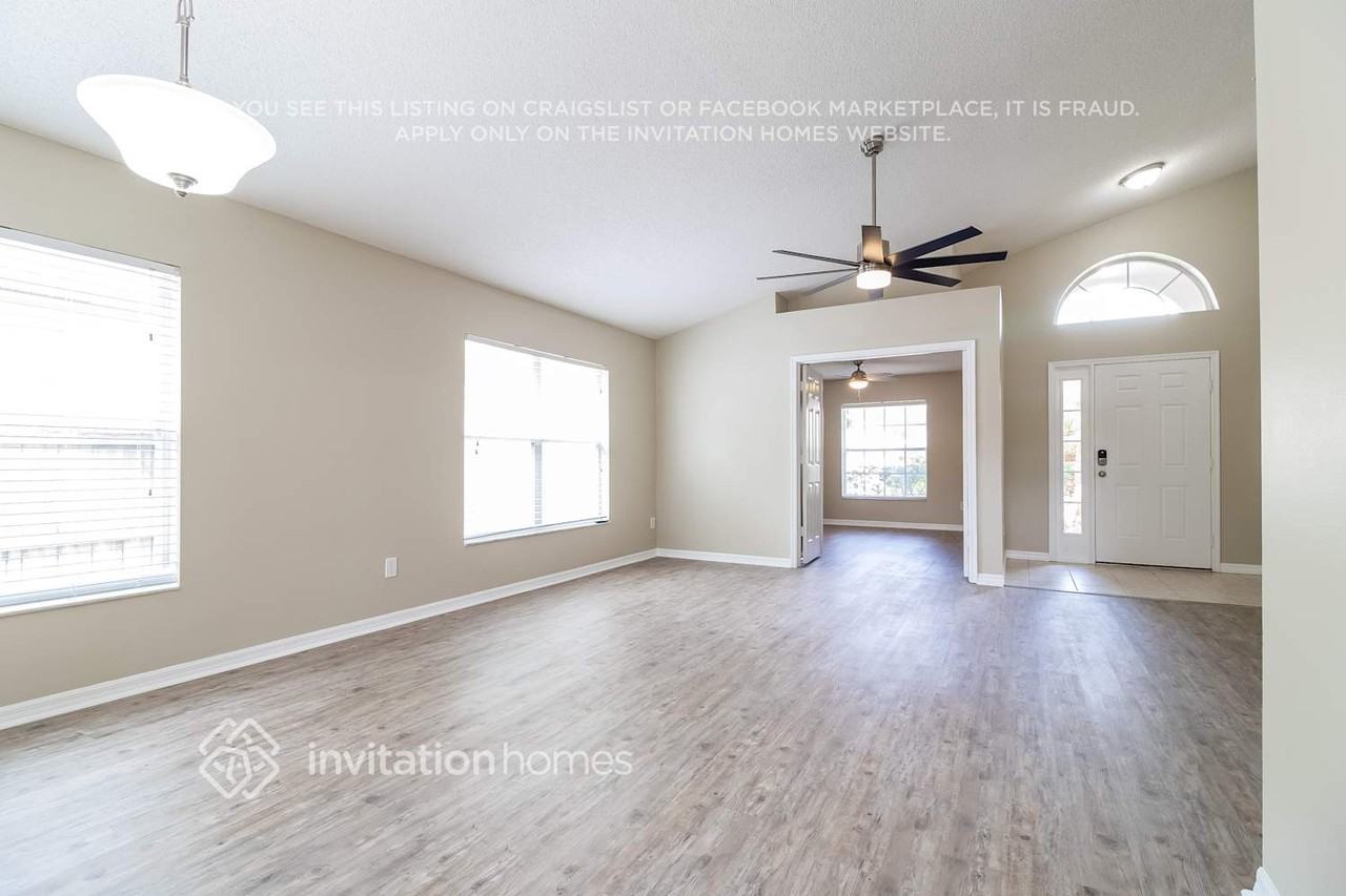 4024 Shawn Cir - Photo 2 of 18