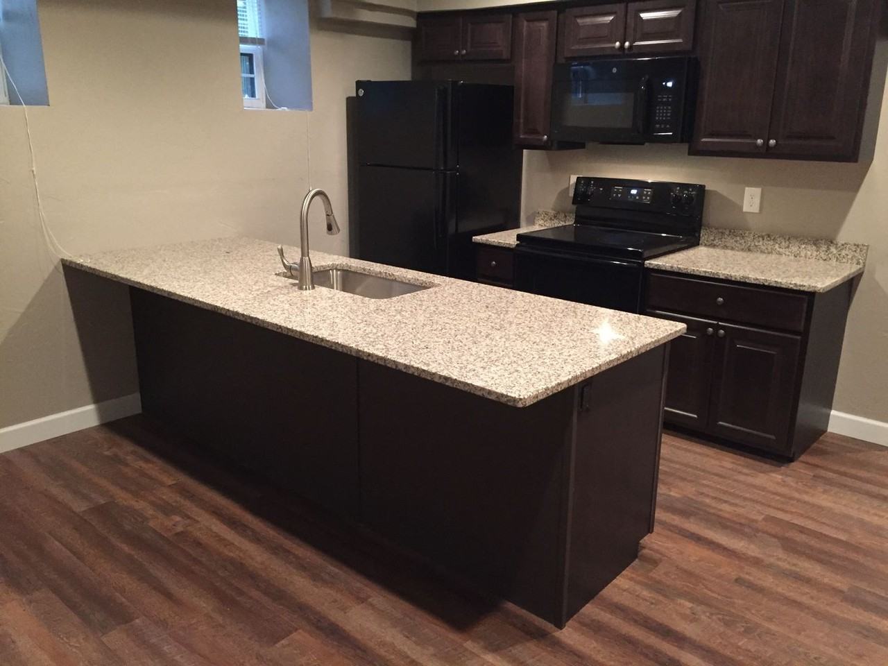 450 Madison Ave - Photo 2 of 50