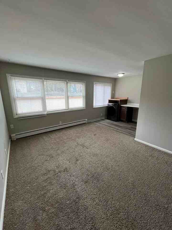1807 E 3rd St #12 - Photo 4 of 14