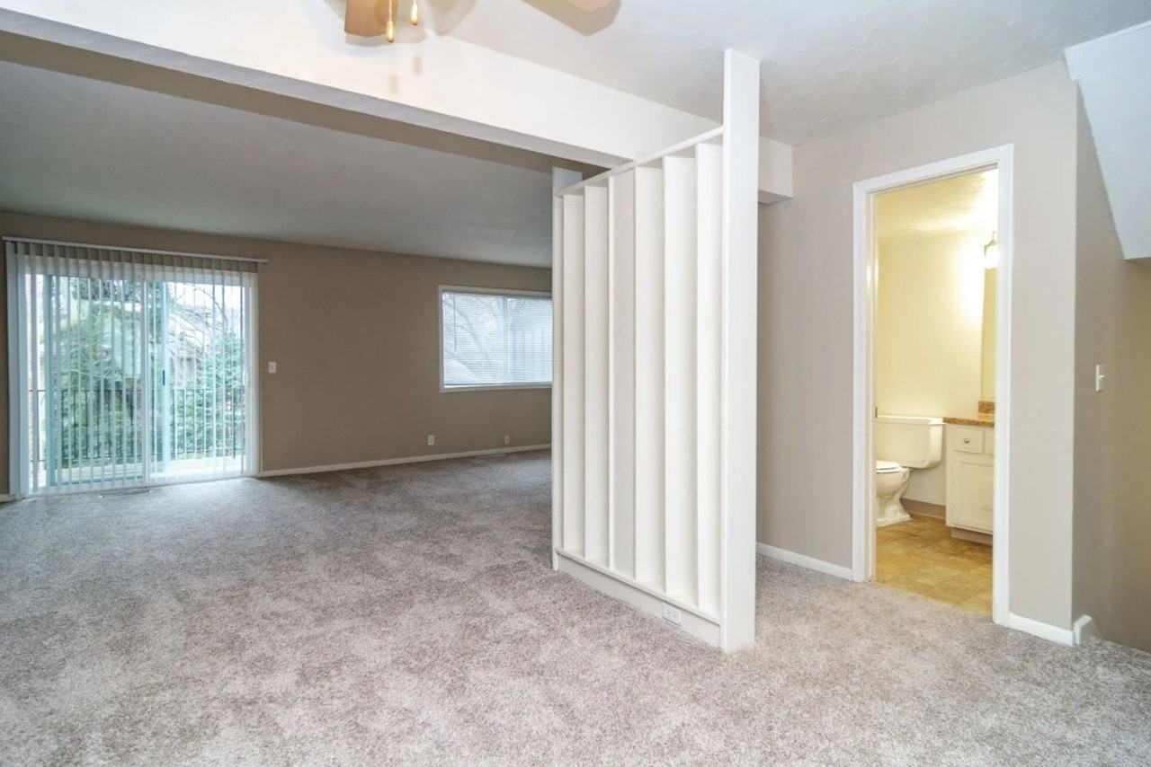 Lake Forest Townhomes - Photo 7 of 13