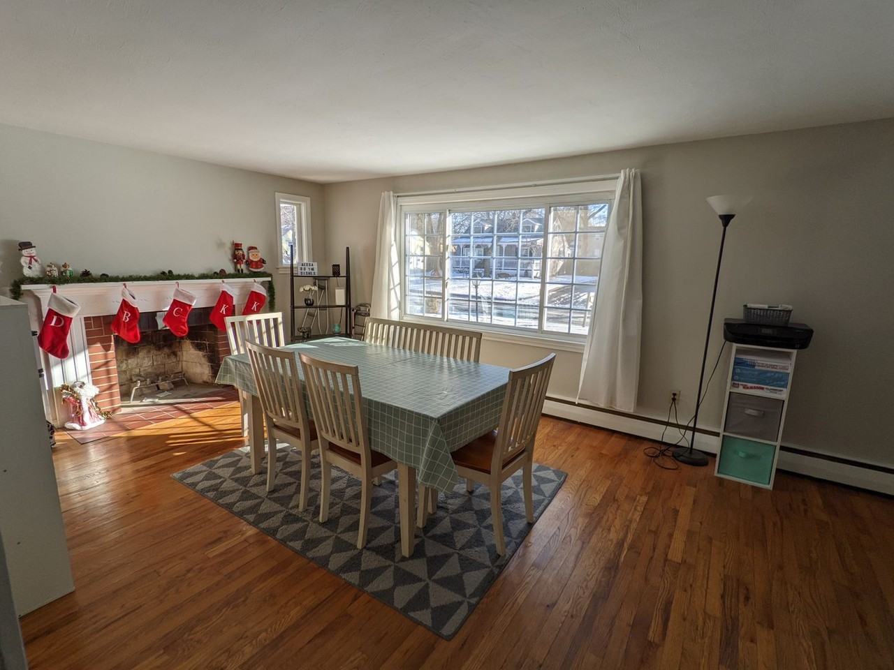 90 Gardens Dr - Photo 4 of 14