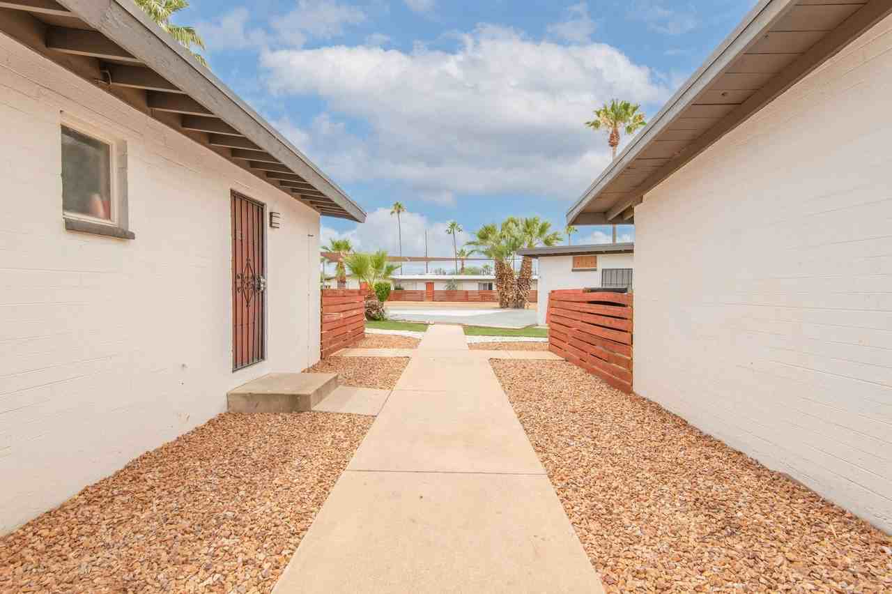 2198 N Country Club Rd - Photo 2 of 50