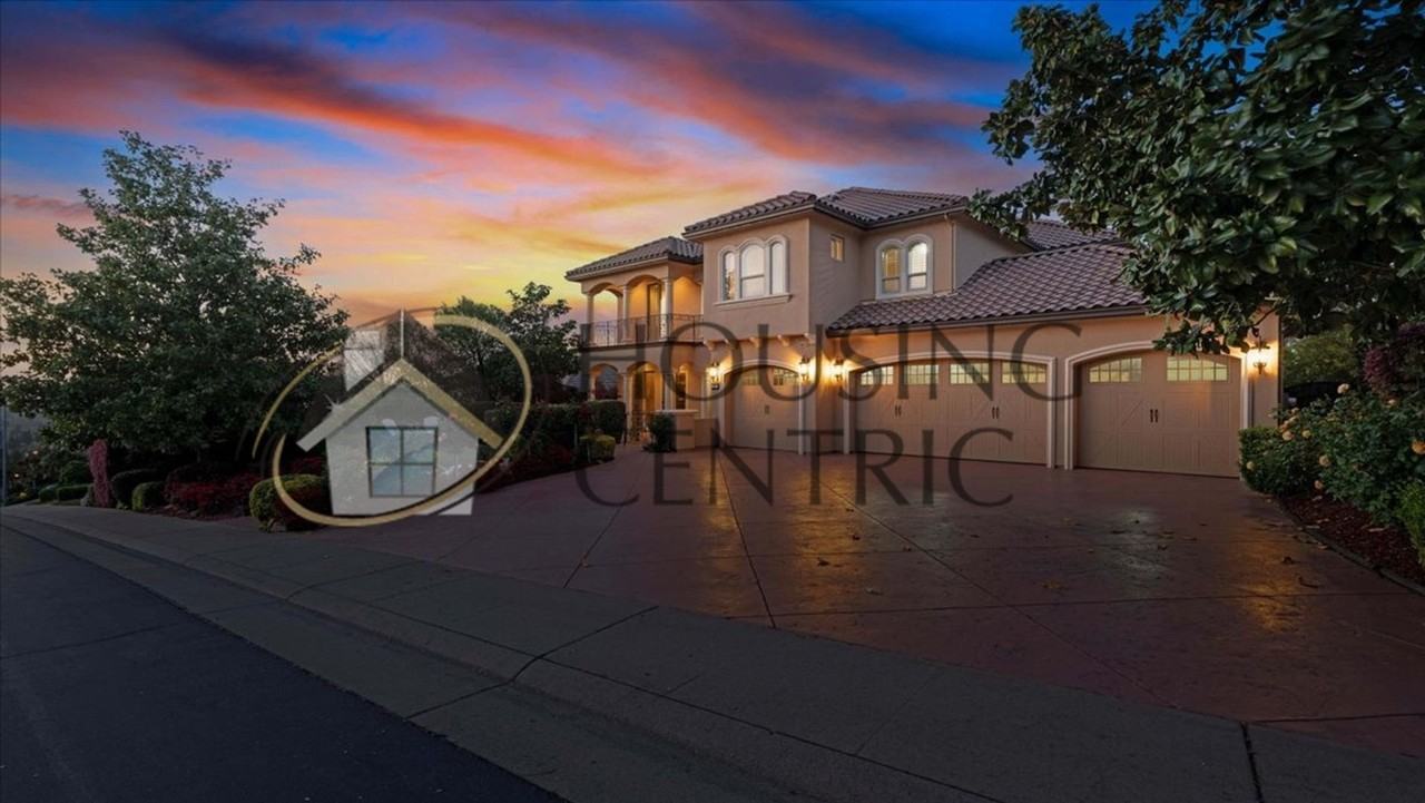 676 Glen-Mady Way - Photo 2 of 50