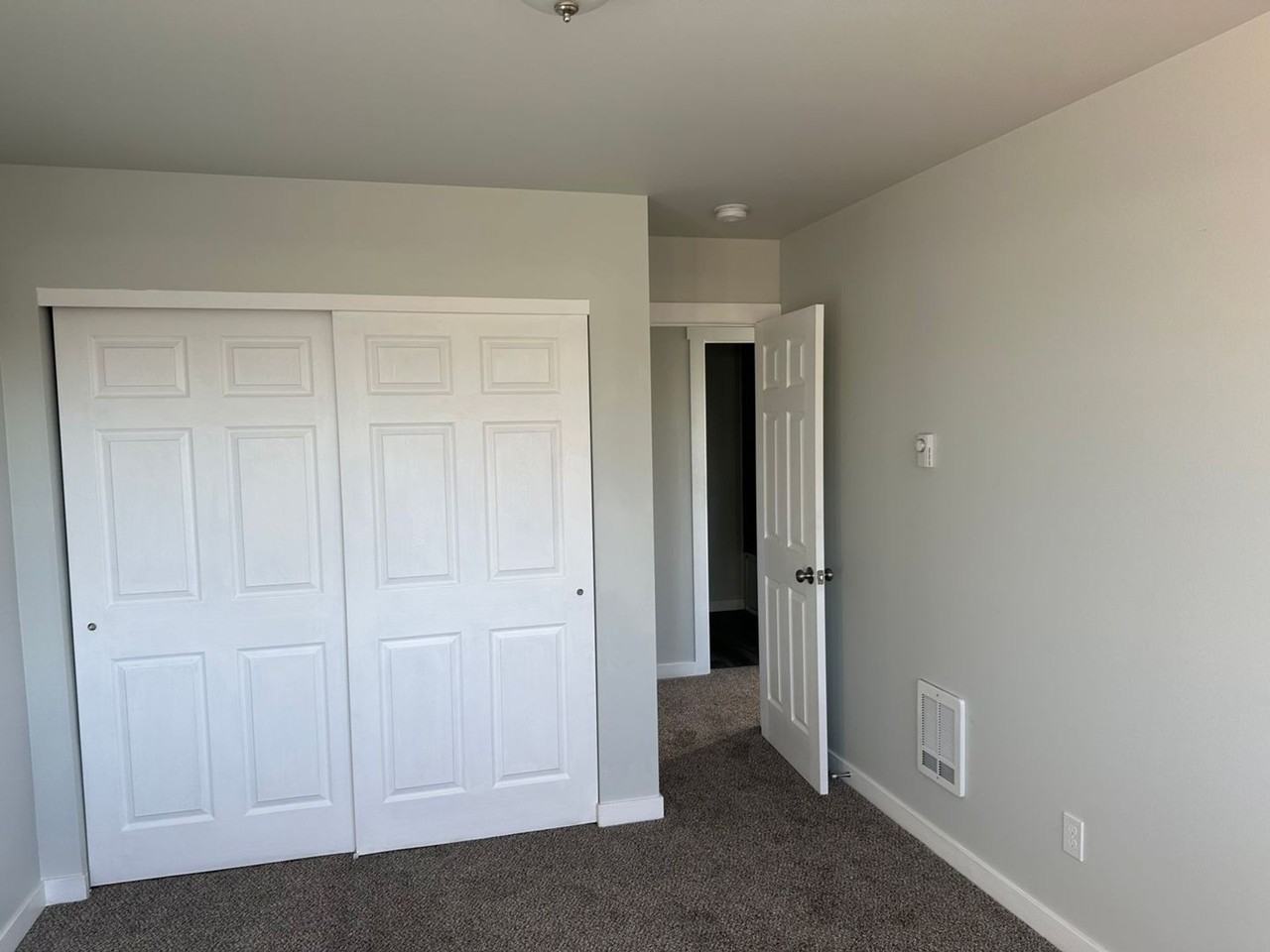616 Puget A Sedro Woolley - Photo 7 of 11