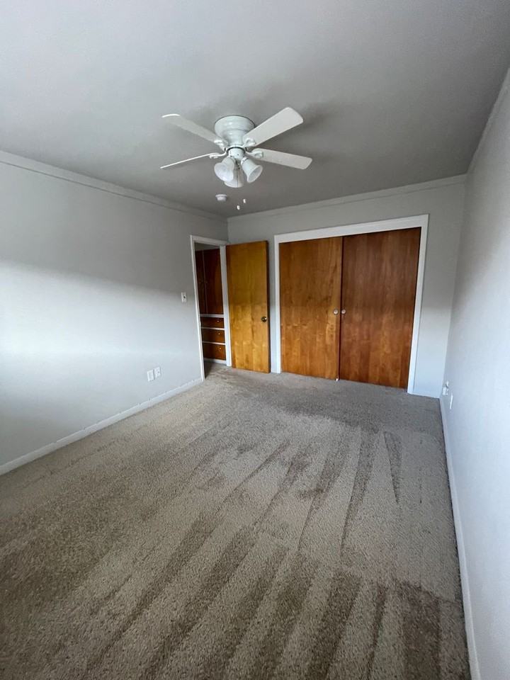 3830 Devon Rd - Photo 5 of 8