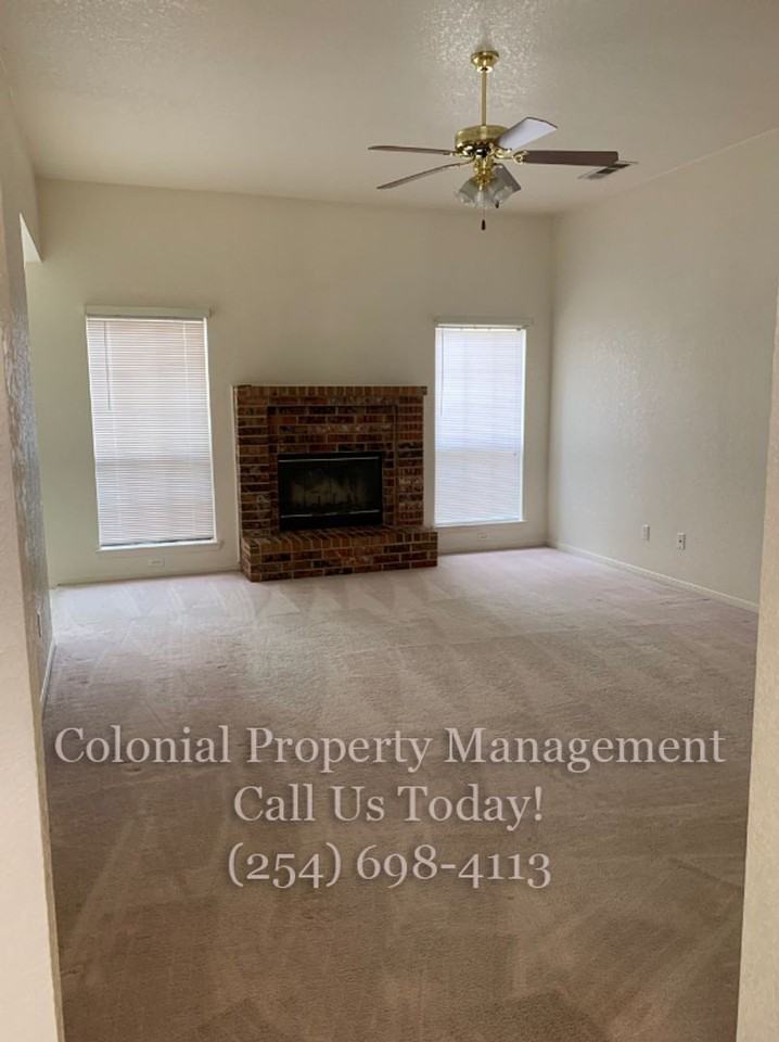 1905 Mcginnis Ct - Photo 3 of 19