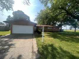 featured image of 200 E Southwind Rd