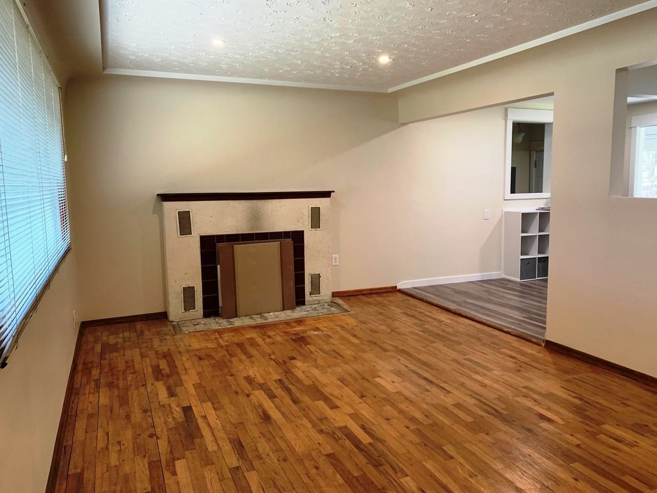 13418 N Mill Rd - Photo 2 of 18