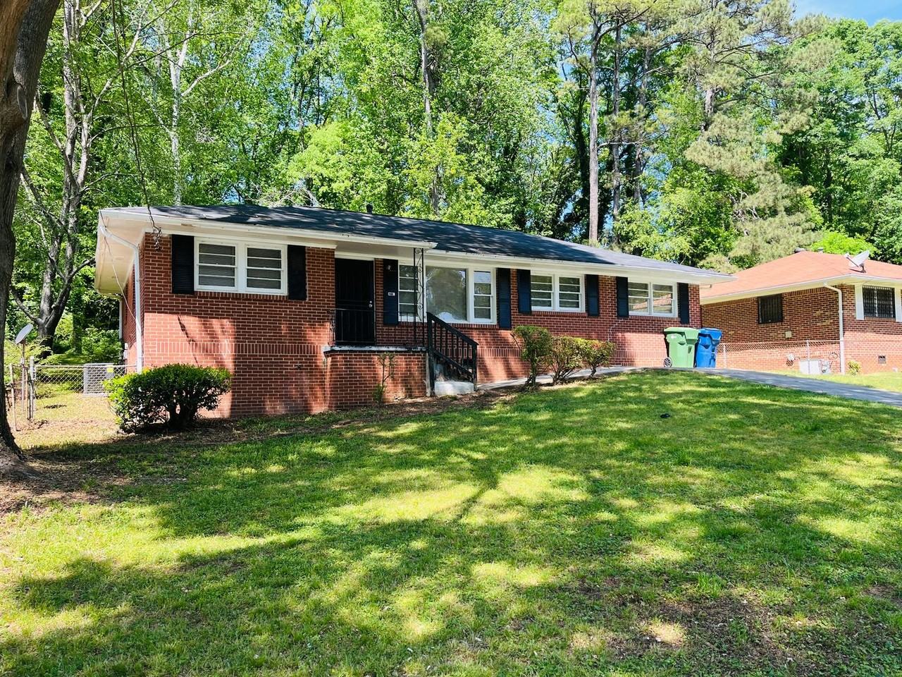 2759 Altaview Dr Se - Photo 3 of 28