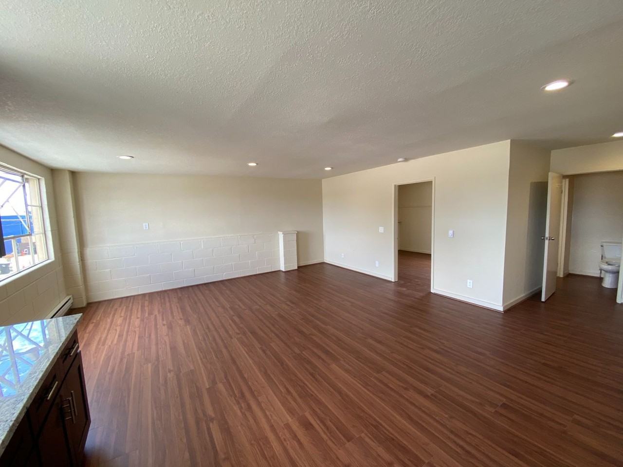 2287 Palm Pl - Photo 3 of 9