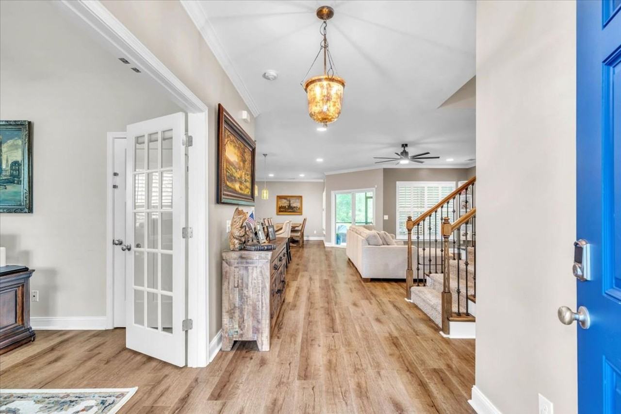 265 Blackjack Oak Dr W - Photo 3 of 50