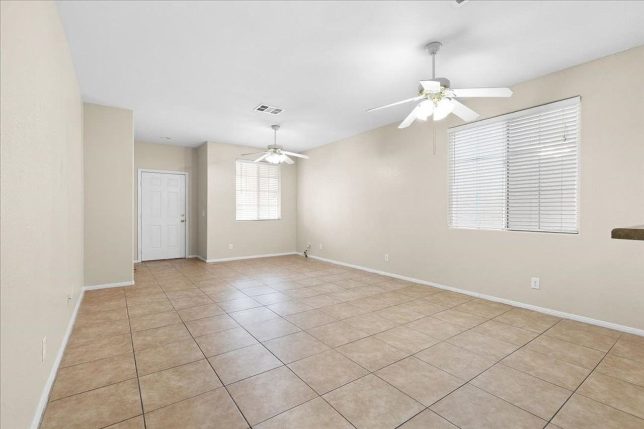 7569 Garden Village Ln - Photo 4 of 25