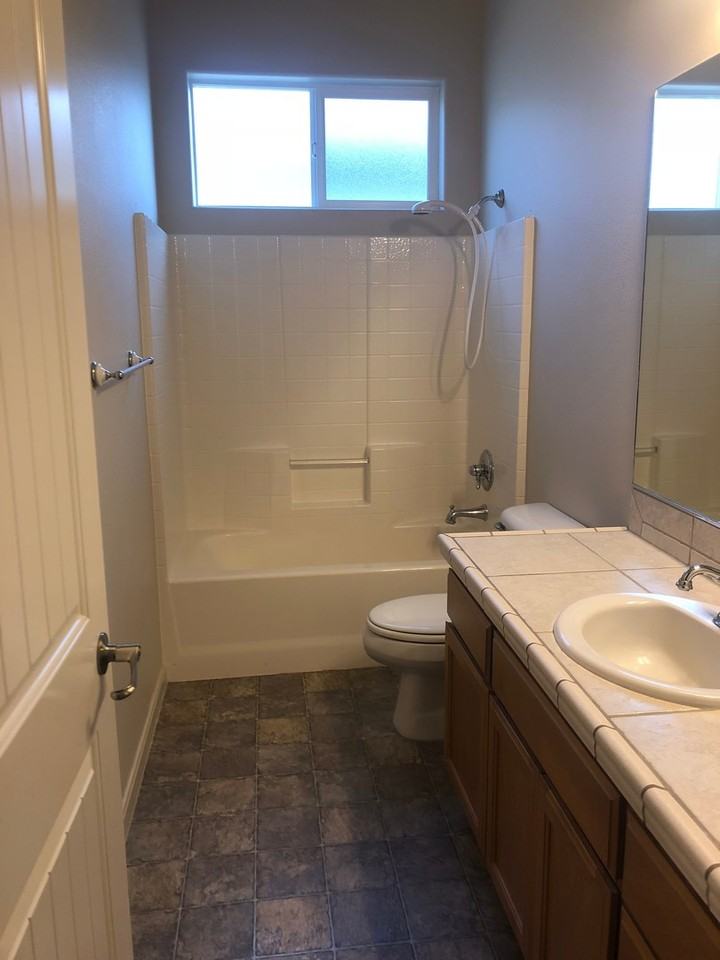 7420 Stonefield Dr - Photo 3 of 30