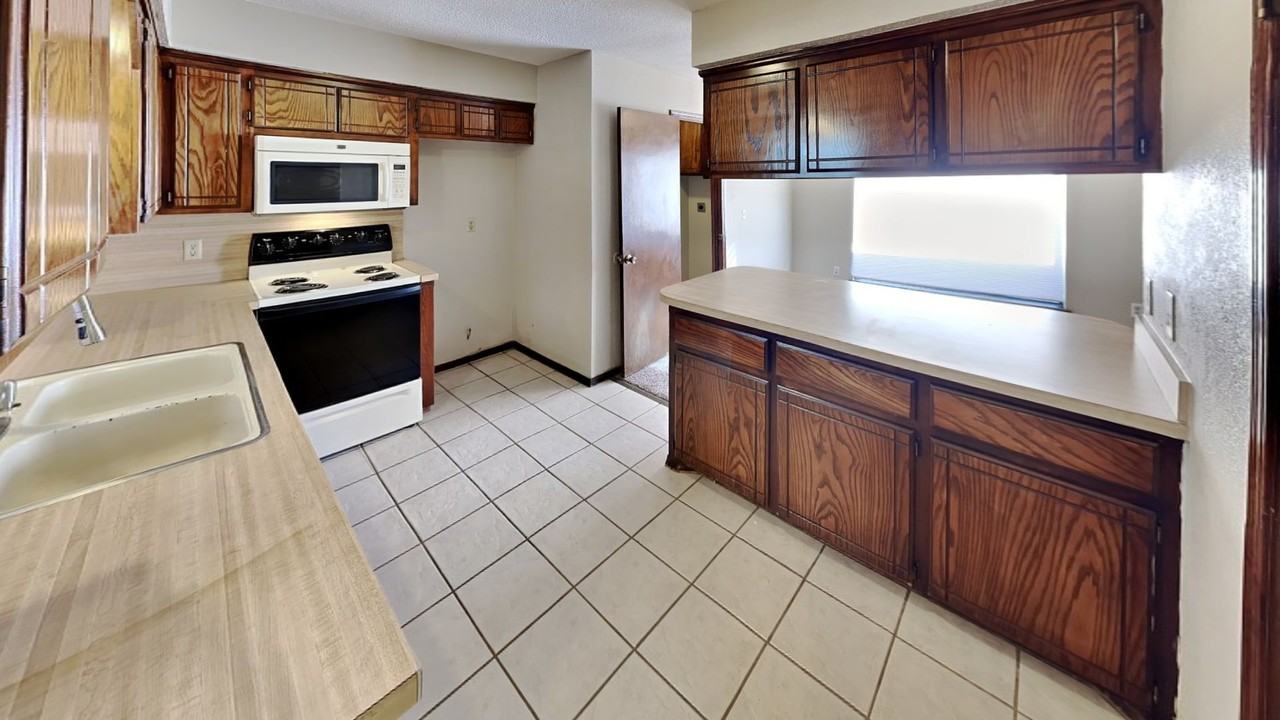 3713 Windscape Ct - Photo 6 of 16