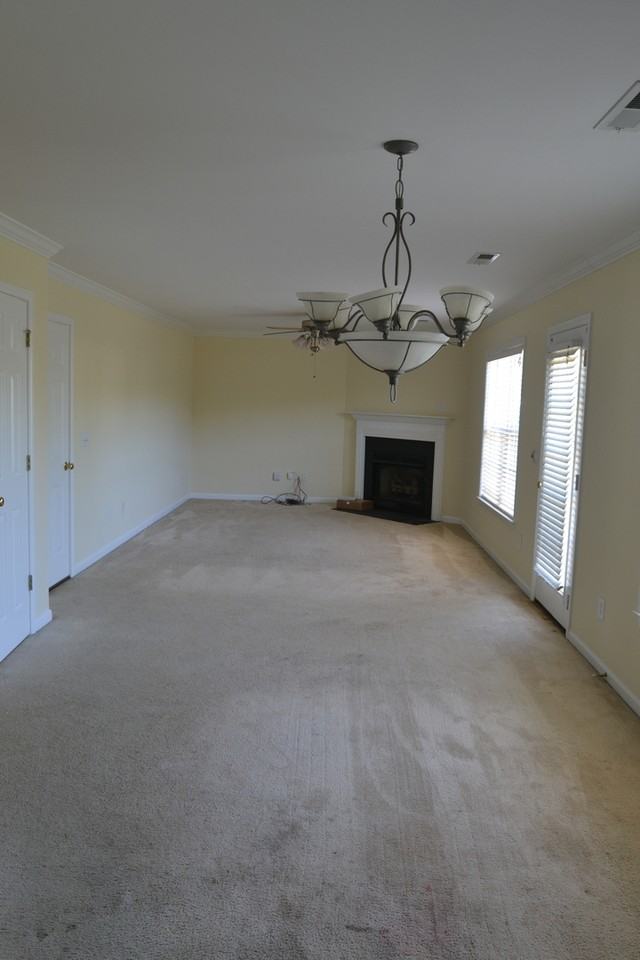 3895 Eagleston Ct - Photo 4 of 14