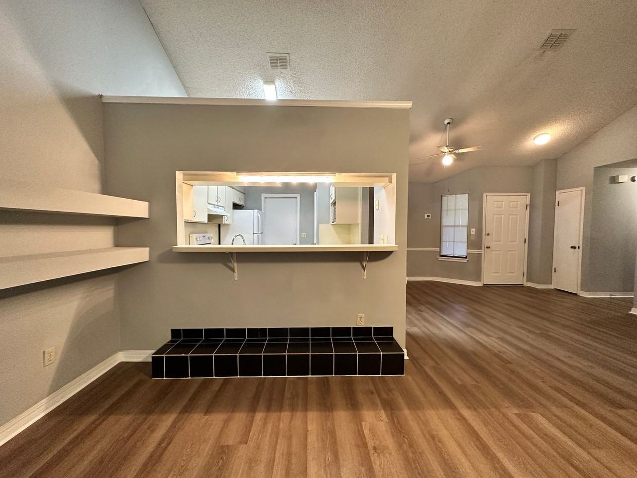 1680 Sandy Hollow Loop - Photo 6 of 16