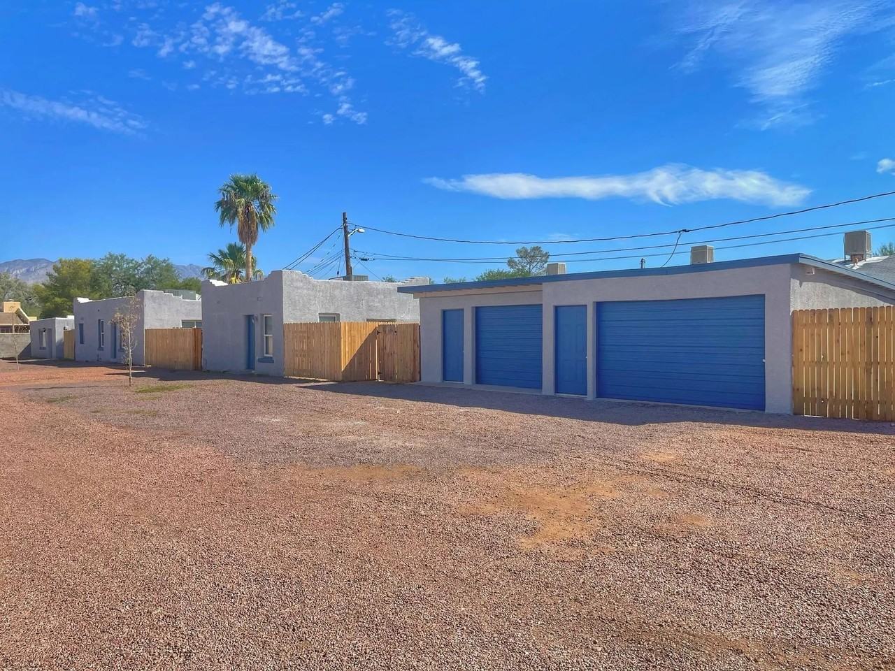 3625 E Bellevue - Photo 3 of 37