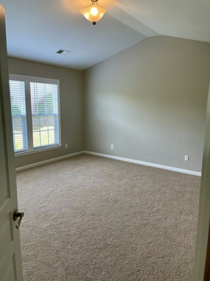 7856 Lamington Dr - Photo 5 of 23