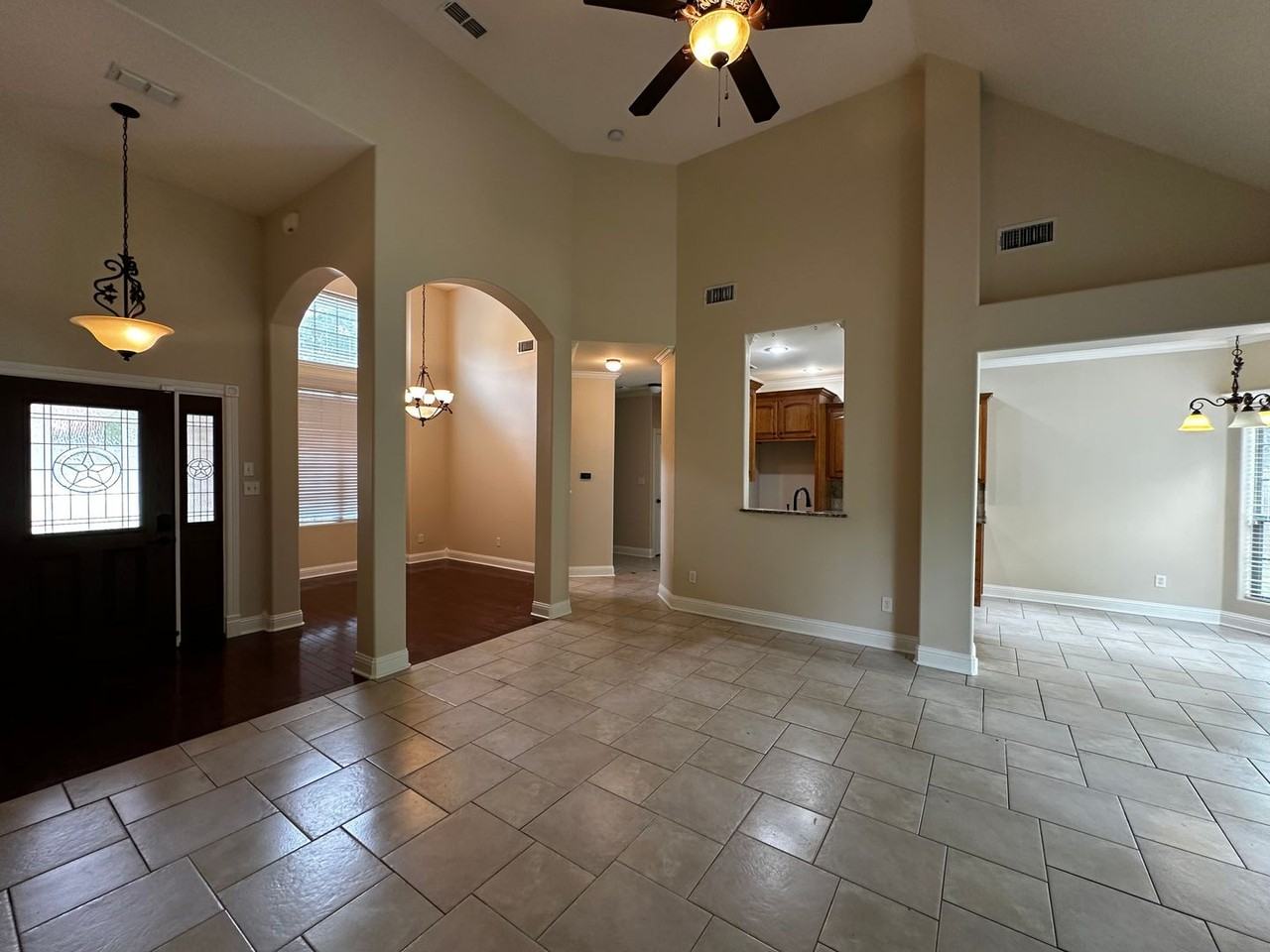 102 Brownrigg Ave - Photo 3 of 21
