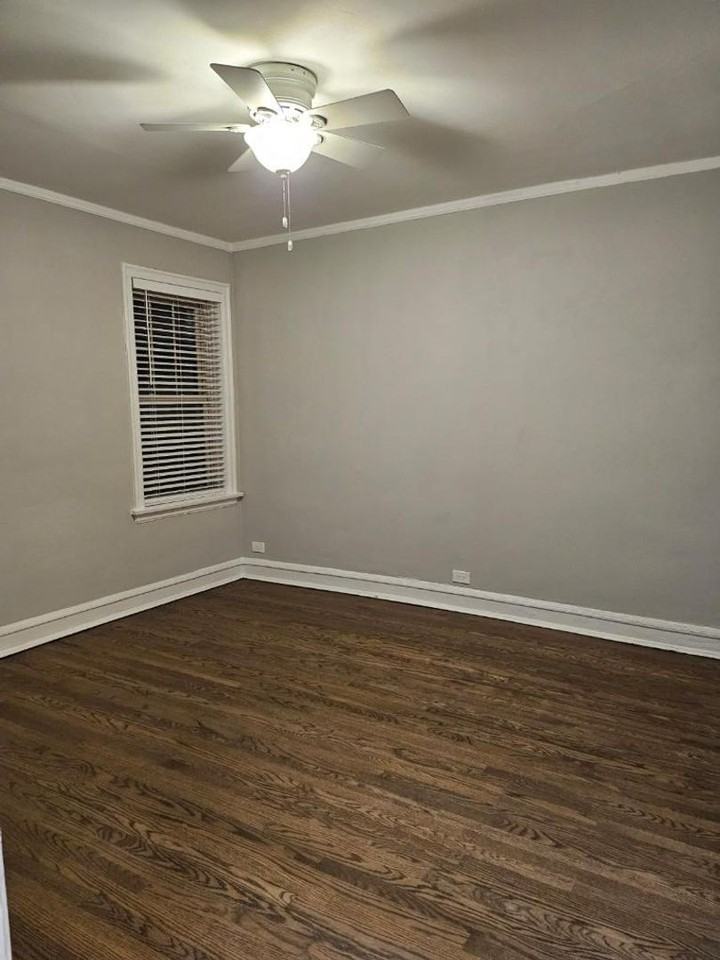 7121 North Paulina Street #2S - Photo 6 of 10