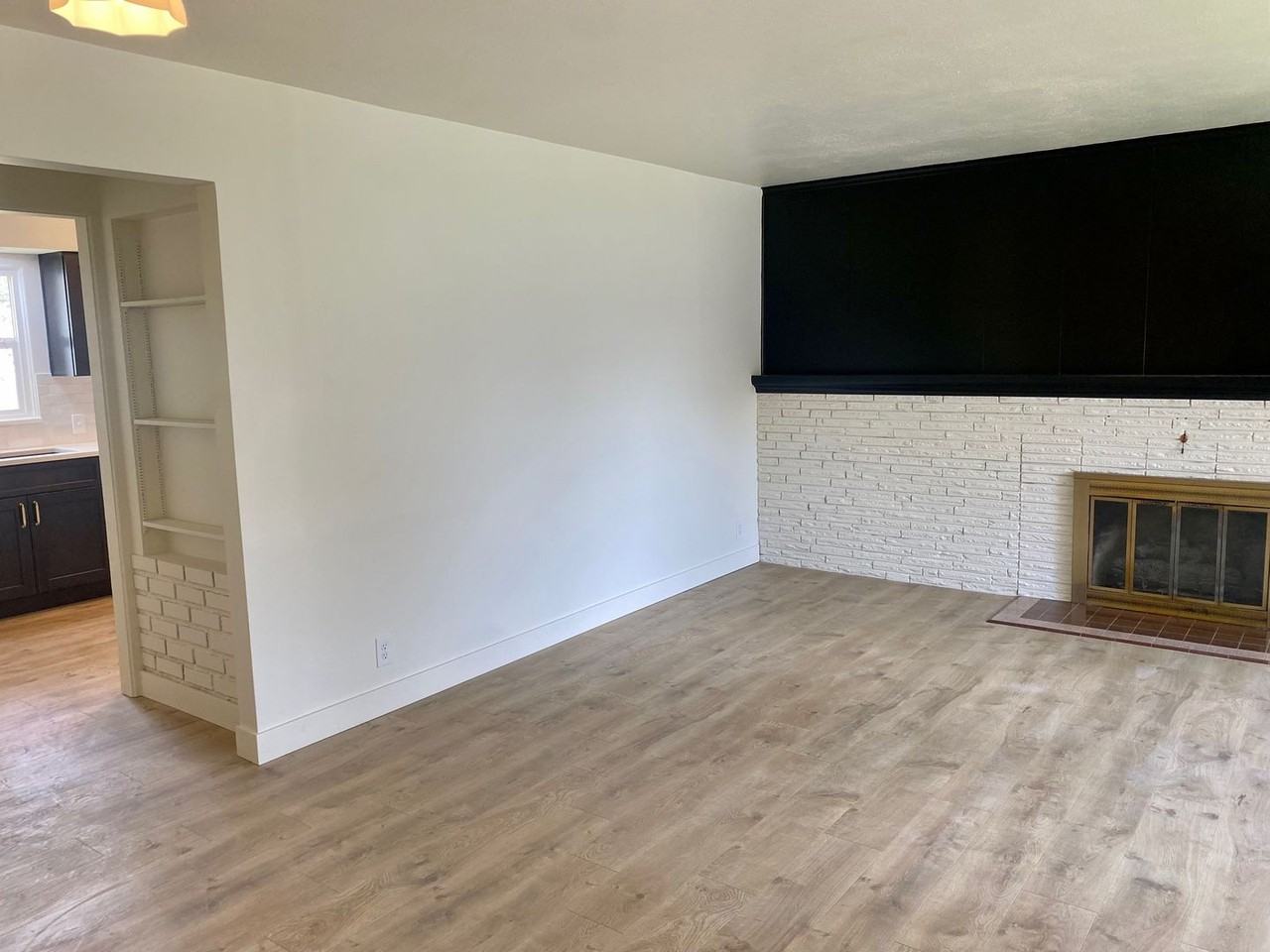 5822 N Alameda Blvd - Photo 3 of 14