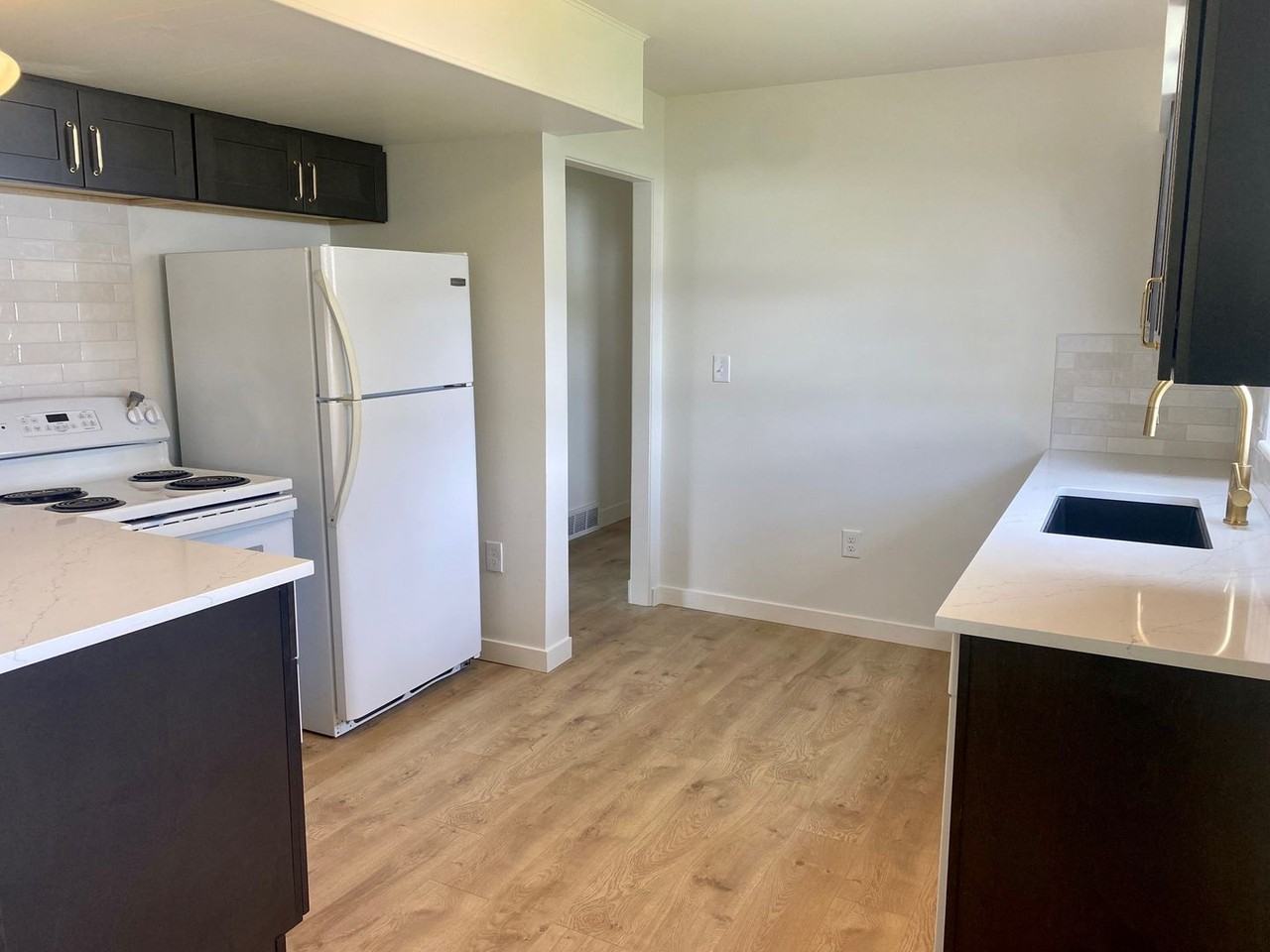 5822 N Alameda Blvd - Photo 5 of 14