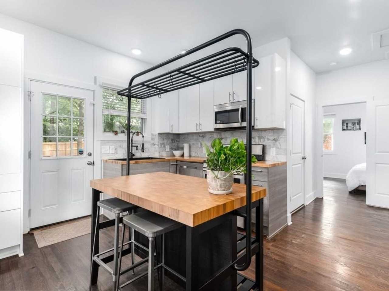 1473 Beecher St Sw - Photo 7 of 13