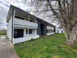 featured image of 550 550 N 5th St units 1-8