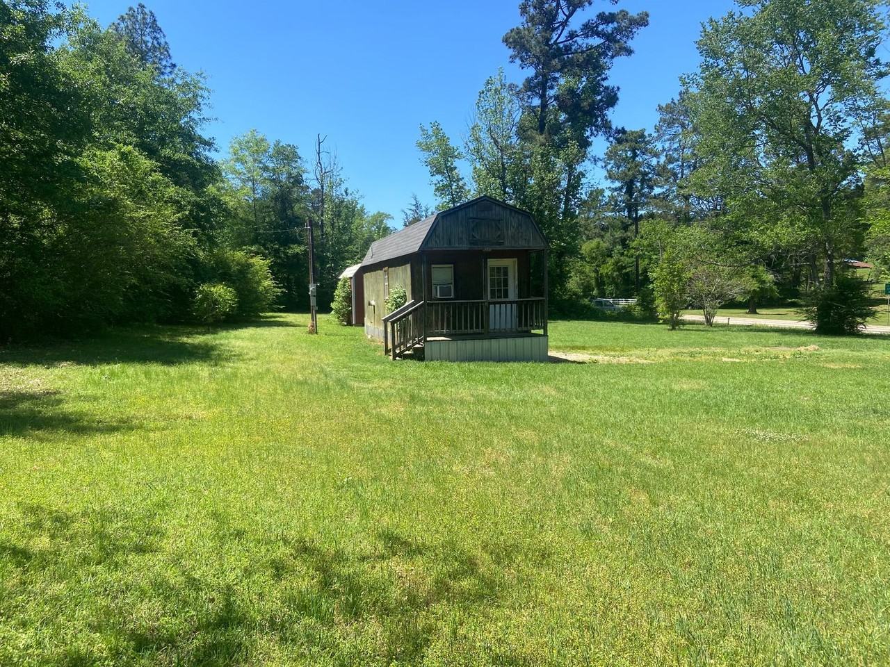 32 County Road 4792 - Photo 2 of 5