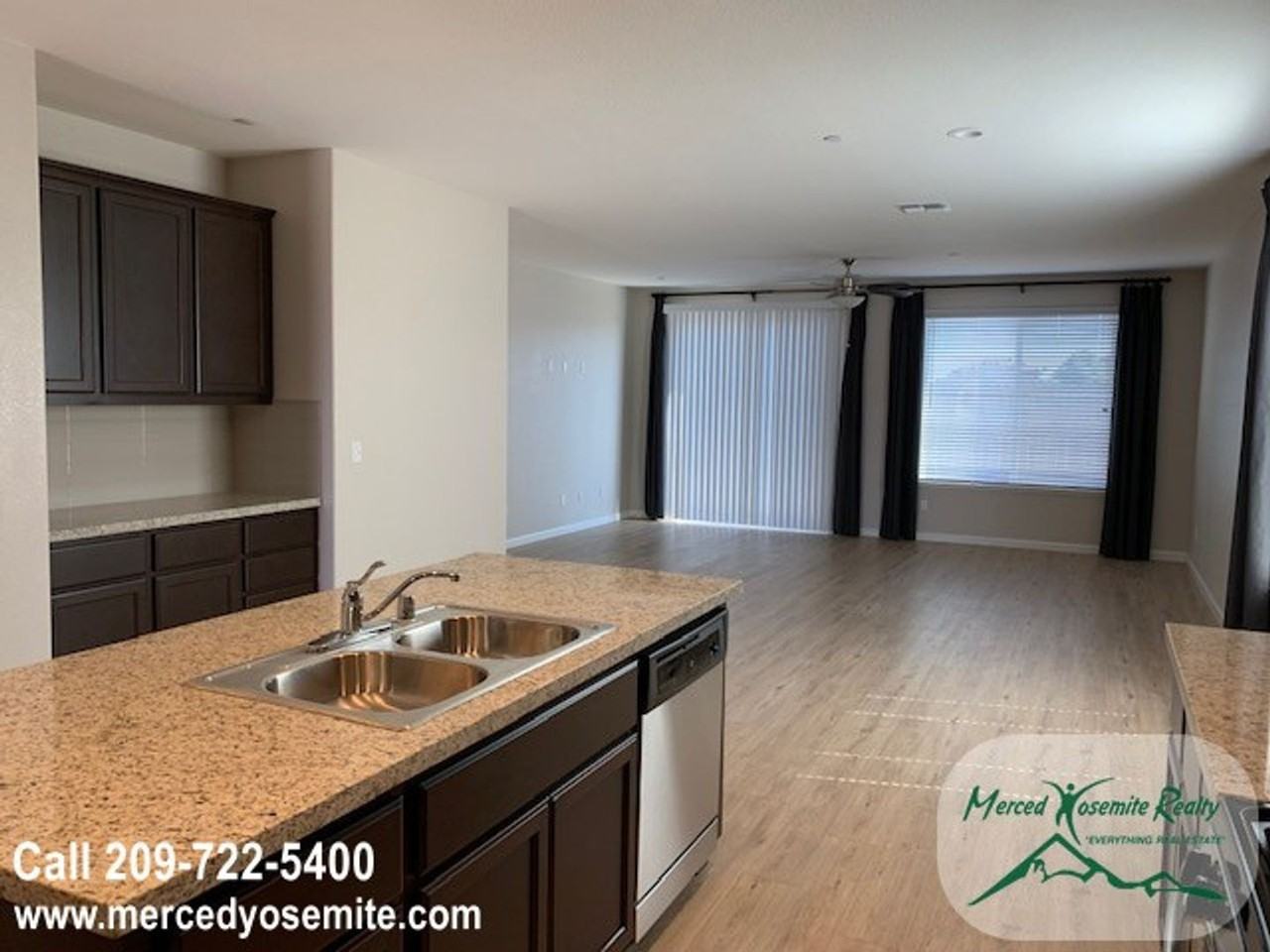734 Andrea Dr - Photo 5 of 17