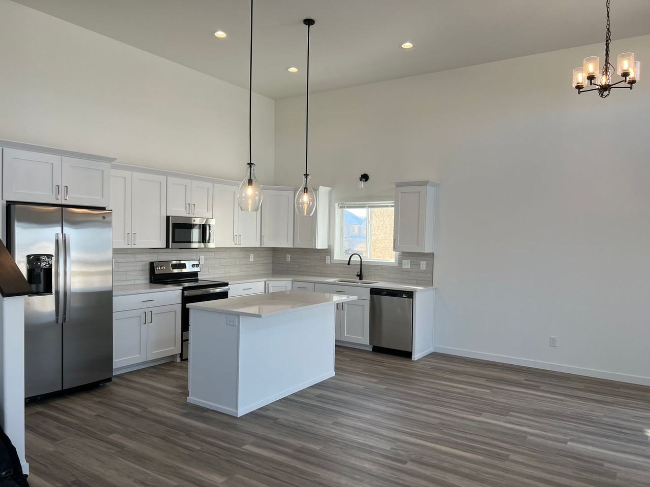 4951 37th Ave S - Photo 2 of 14