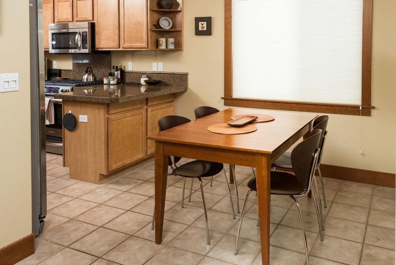 19470 Brookside Way - Photo 4 of 15