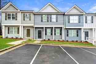 3575 Saratoga Cir - Photo 1 of 1