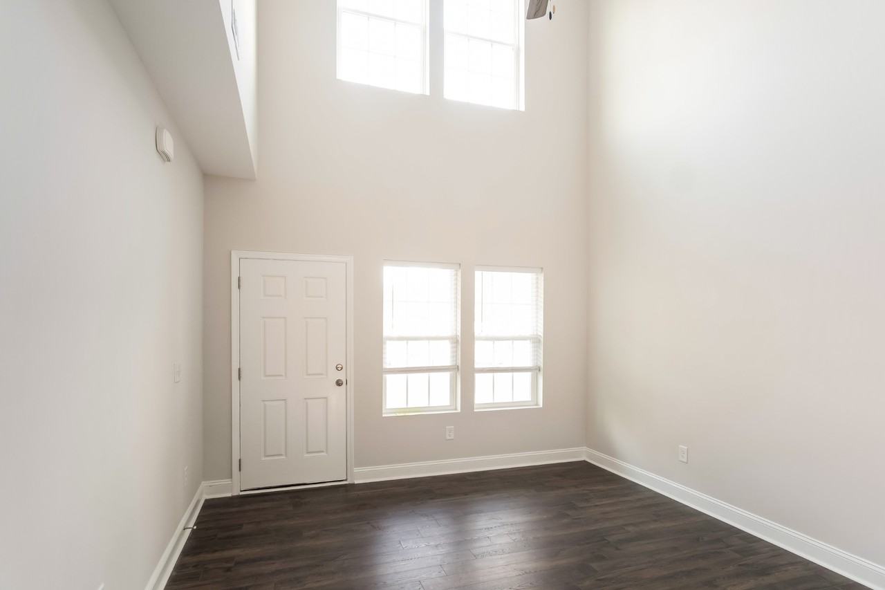 383 Trevally Ct - Photo 3 of 16