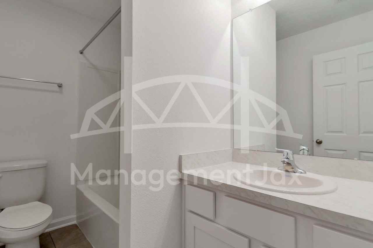 9065 Gifford Dr #1 - Photo 3 of 16