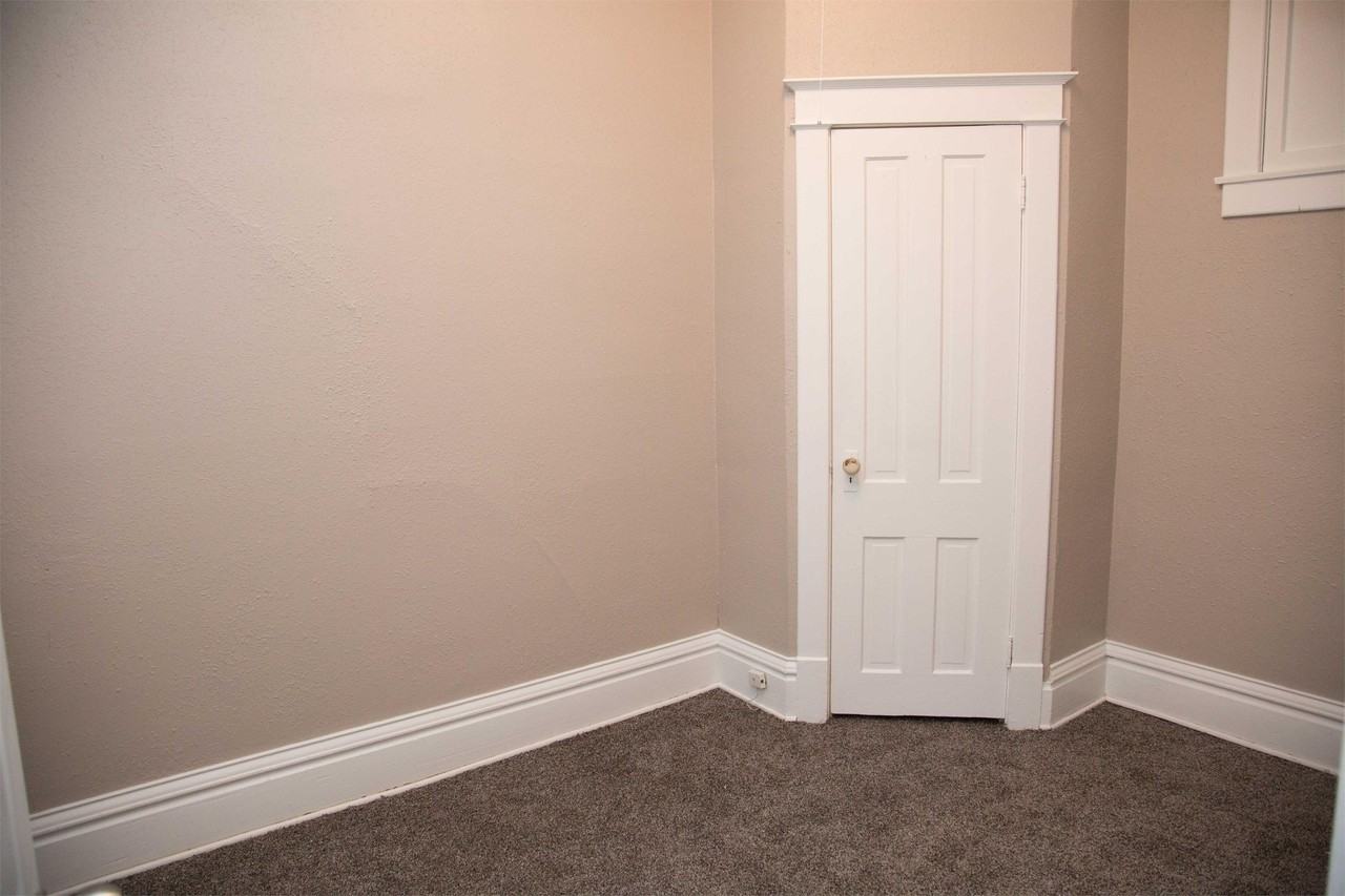 285 Cardiff St #1 - Photo 5 of 22