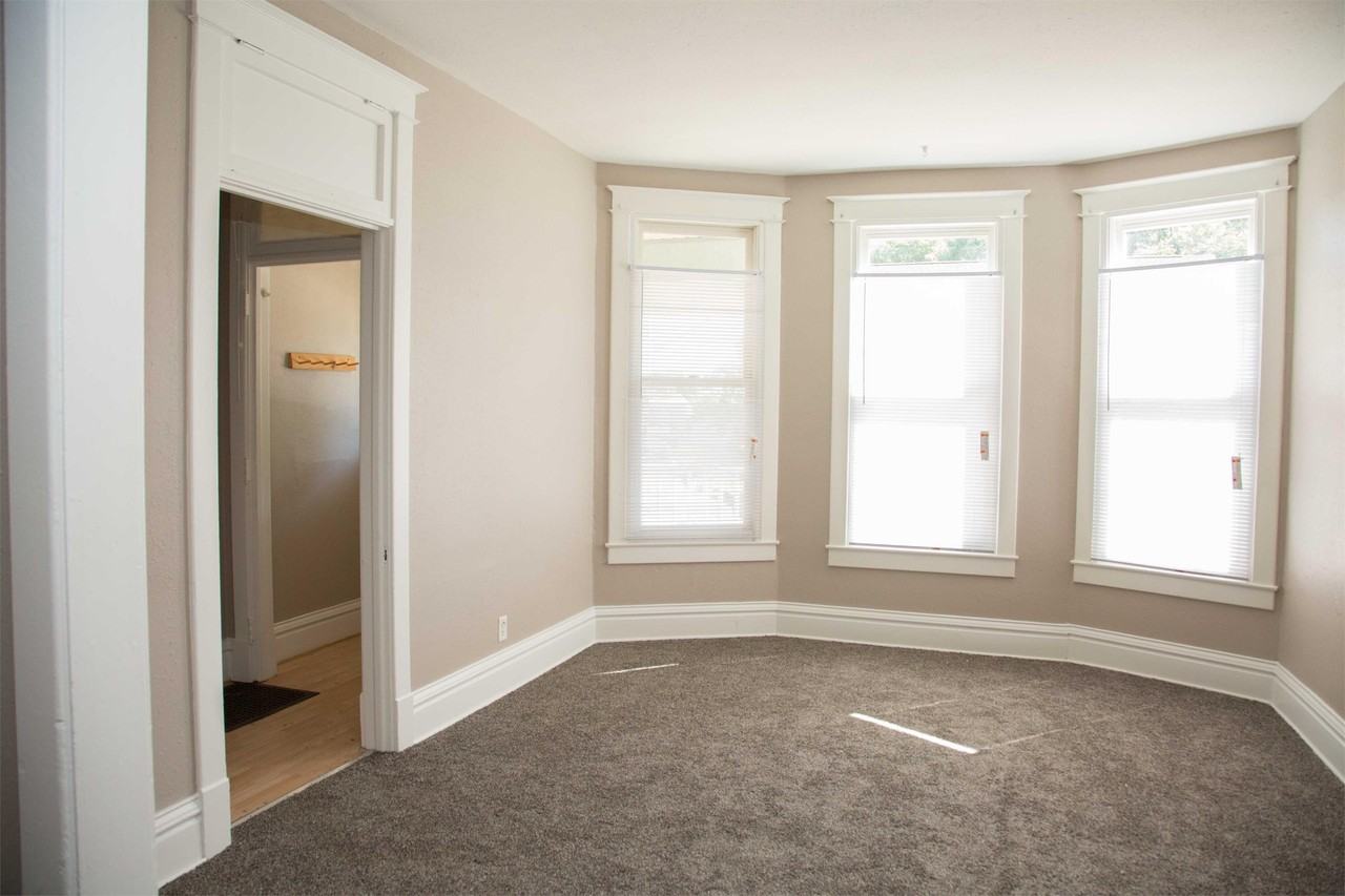 285 Cardiff St #1 - Photo 2 of 22