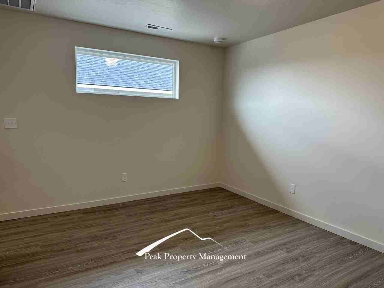 16548 N Franklin Blvd #16548 - Photo 5 of 19