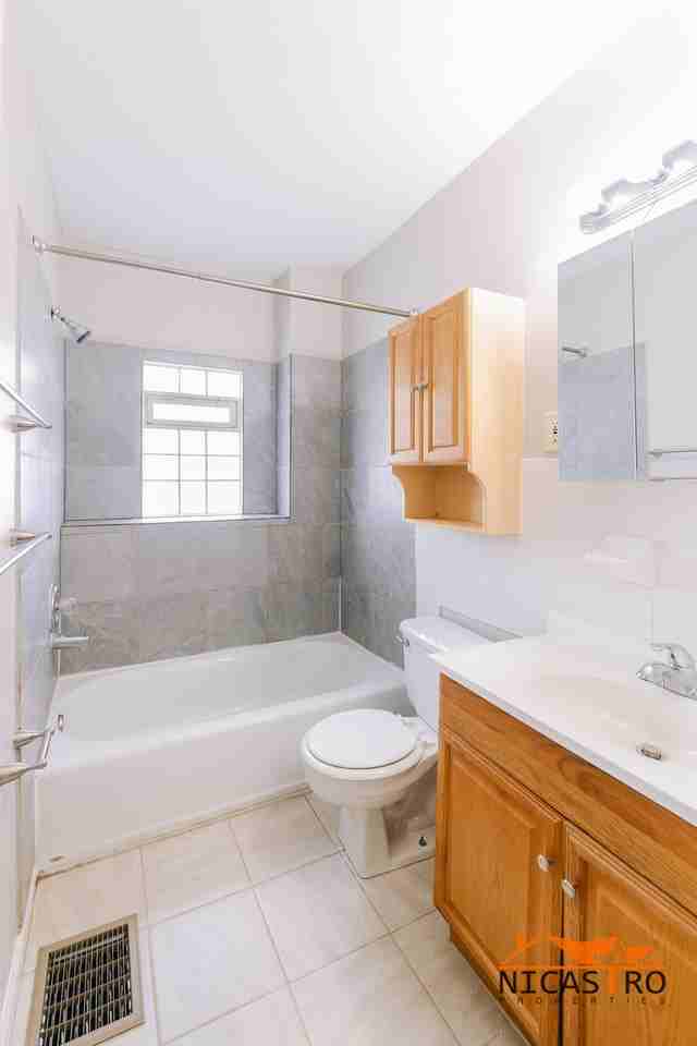 172 E 11th Ave - Photo 3 of 48