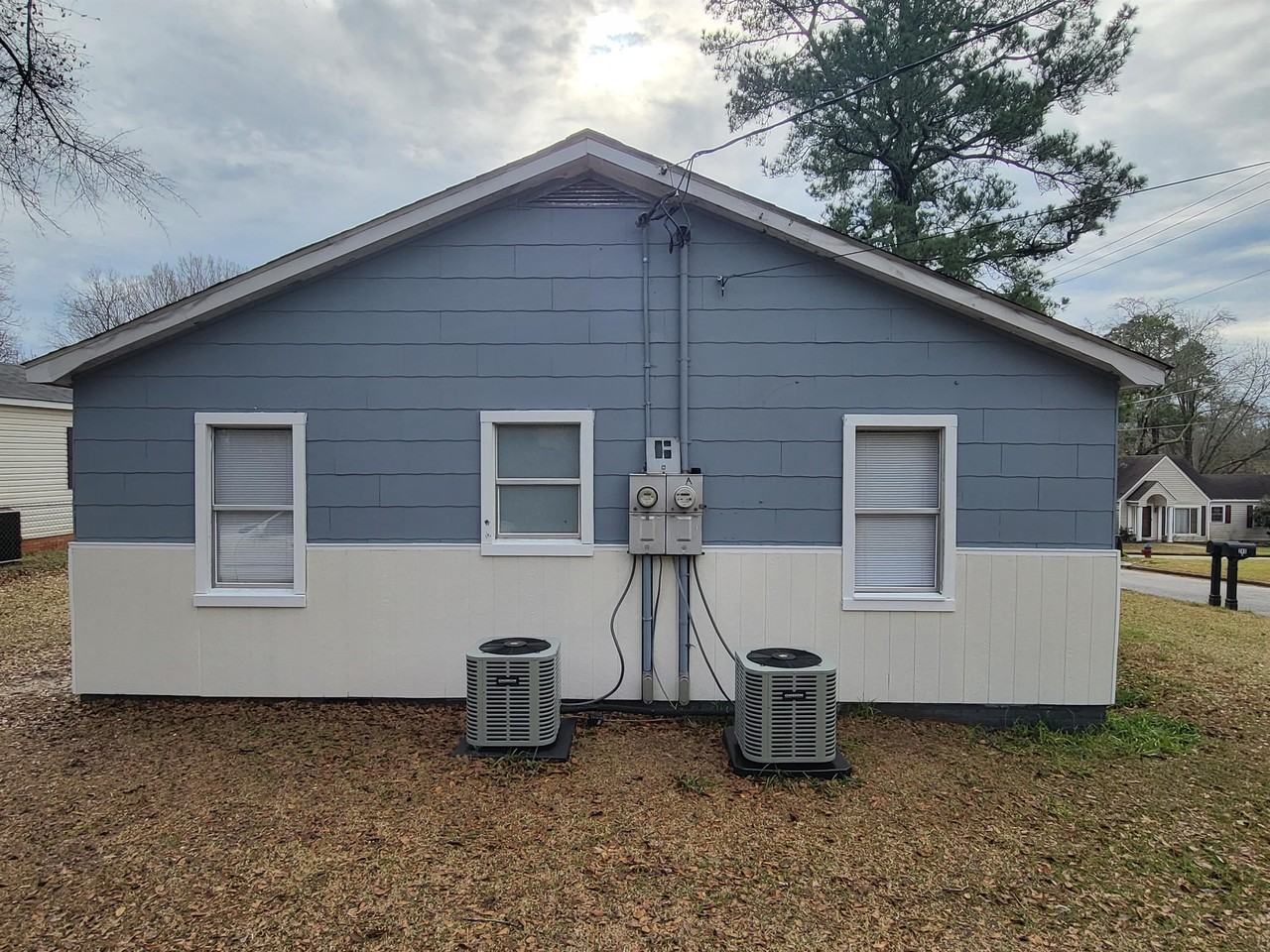 205 Glenn St #A - Photo 7 of 30