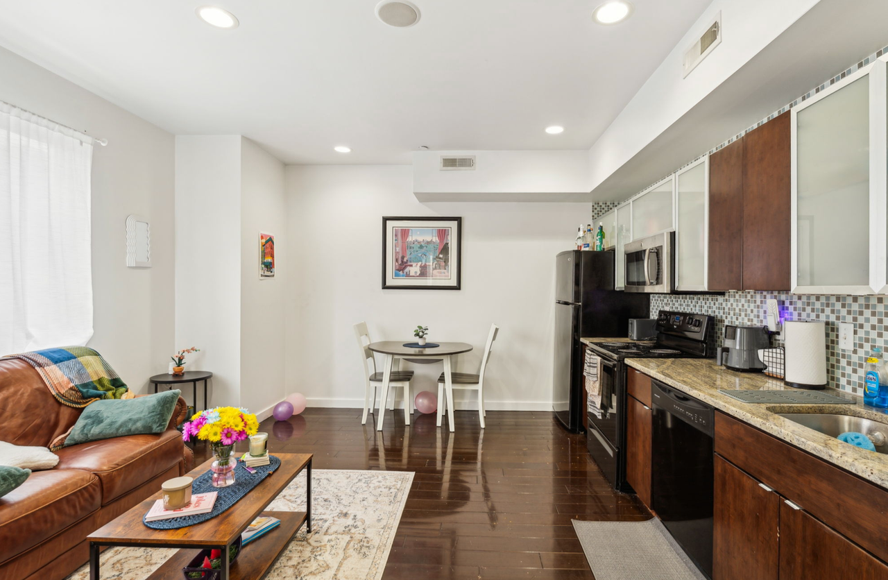 Modern Temple Apartments - Photo 6 of 25