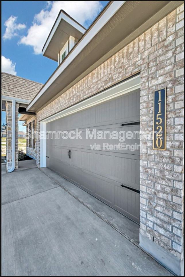 11520 Celestial Ct - Photo 3 of 36