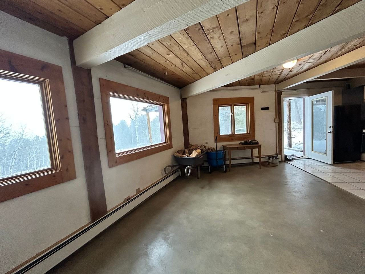 5944 Magnolia Dr - Photo 2 of 28