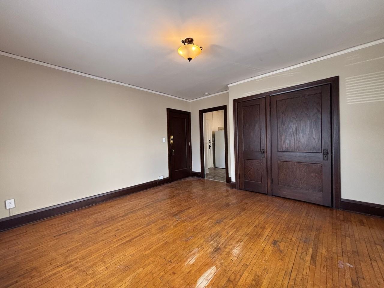 1168 Grand Ave - Photo 7 of 23