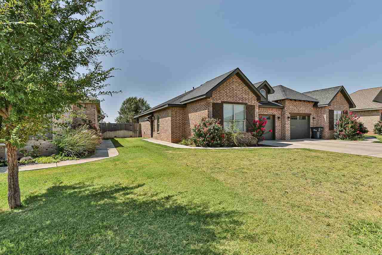 2005 102nd St - Photo 2 of 33