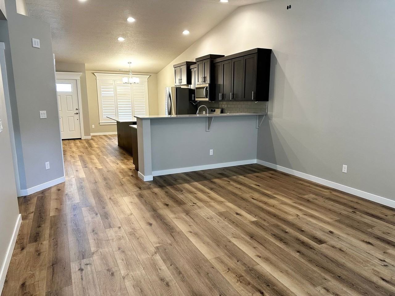 4055 E Blueberry St - Photo 4 of 20