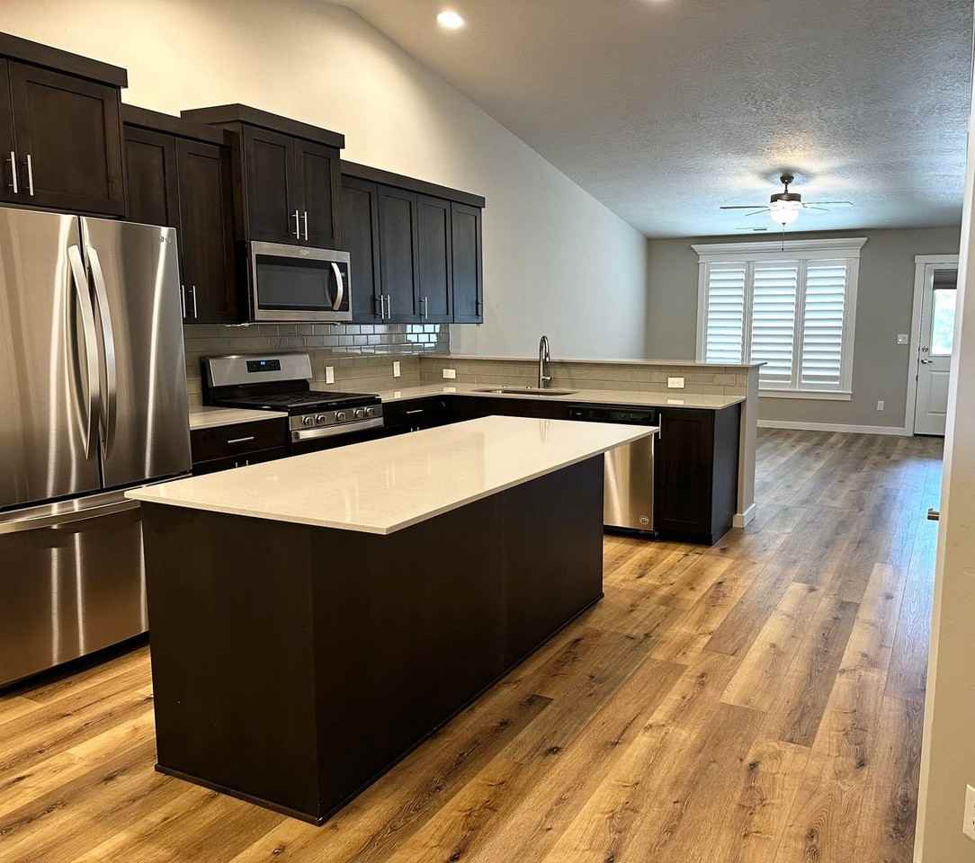 4055 E Blueberry St - Photo 3 of 20