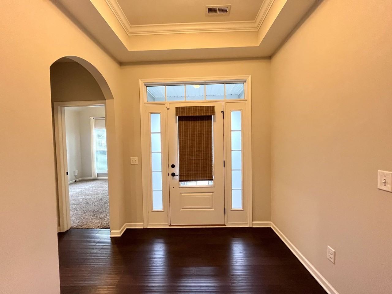 2817 Bluestem Ln - Photo 2 of 33