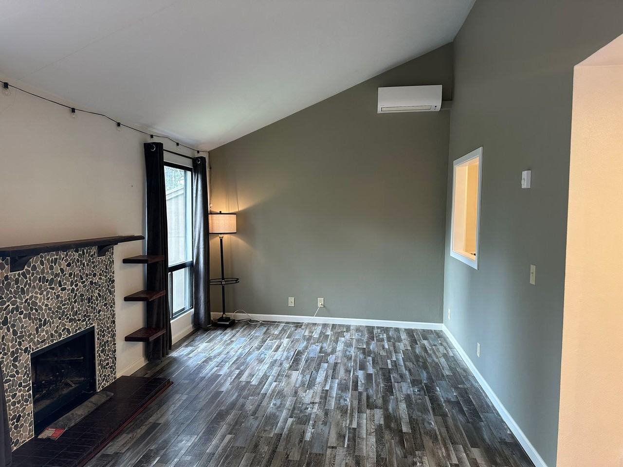 405 Stonewood Dr - Photo 3 of 35