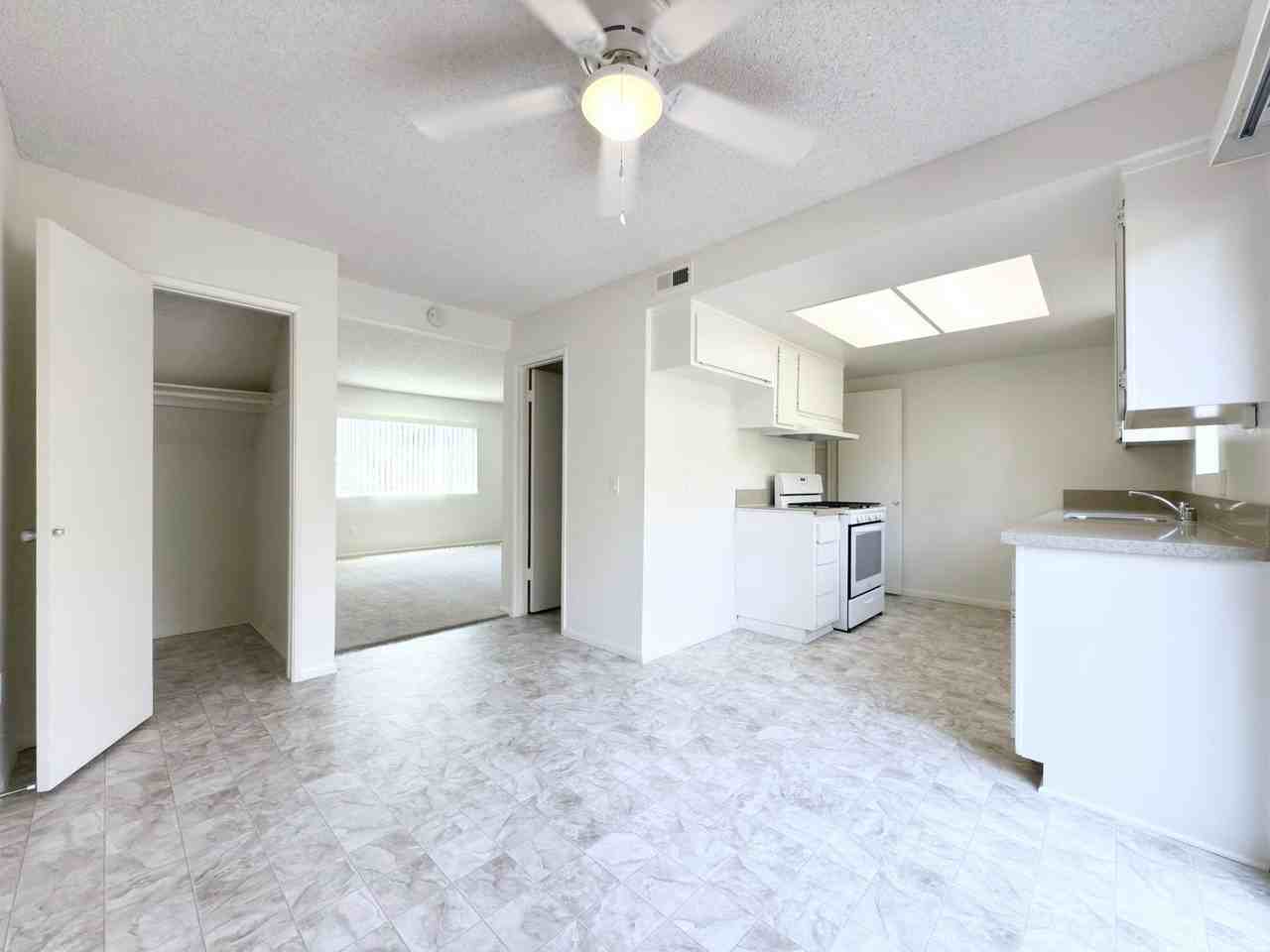 2104 Via Sonora - Photo 7 of 17